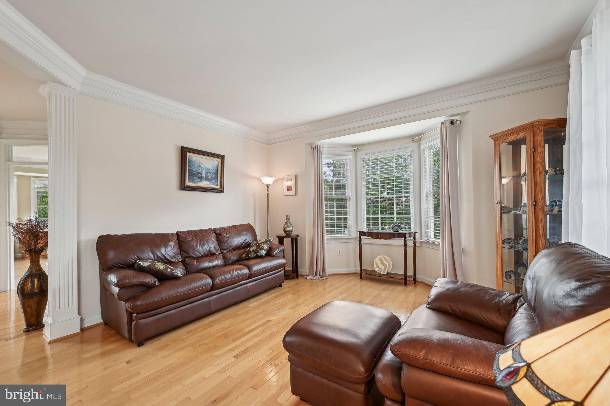 RIVER DOWNS - Residential