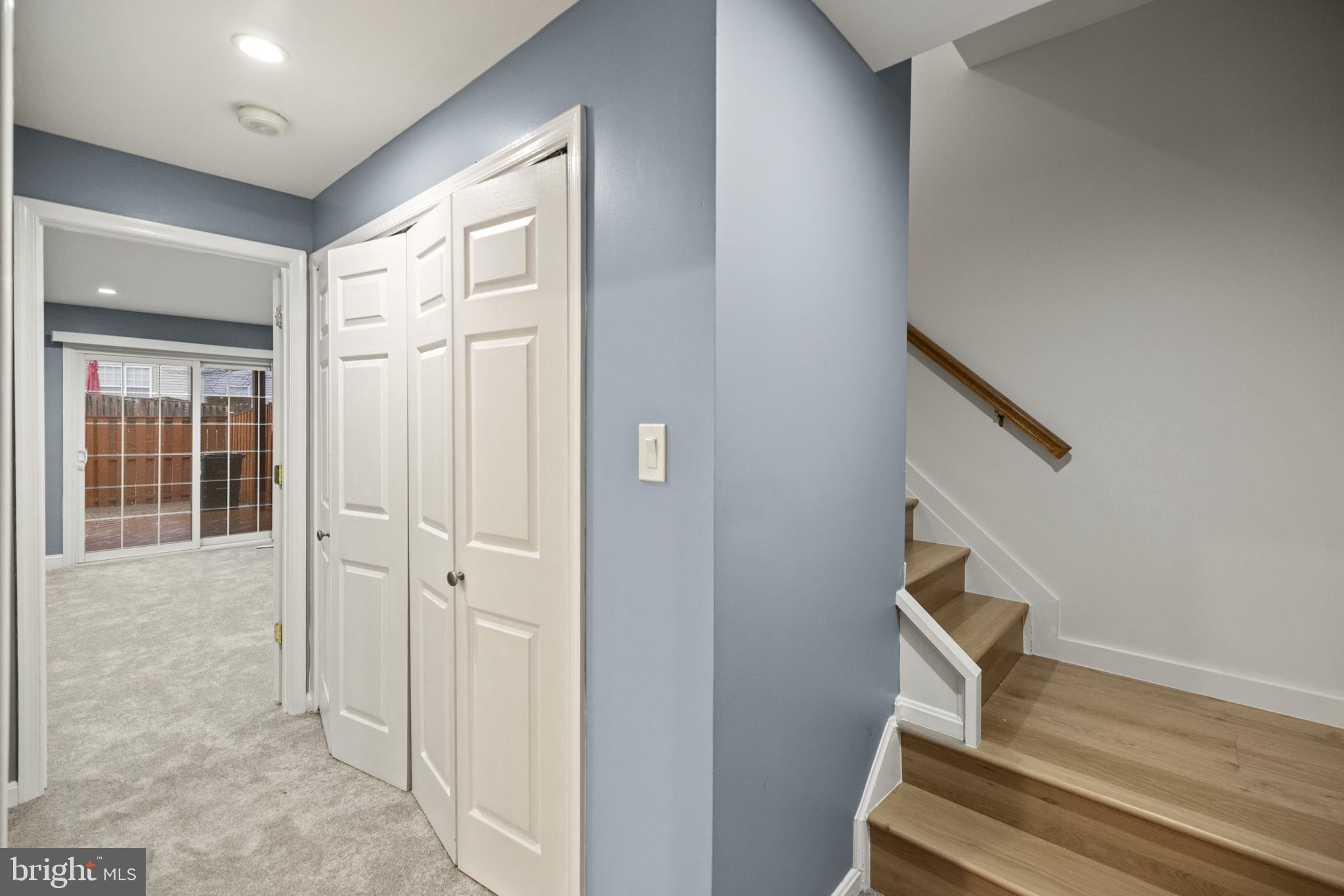 COMPTON VALLEY ESTATES - Residential Lease