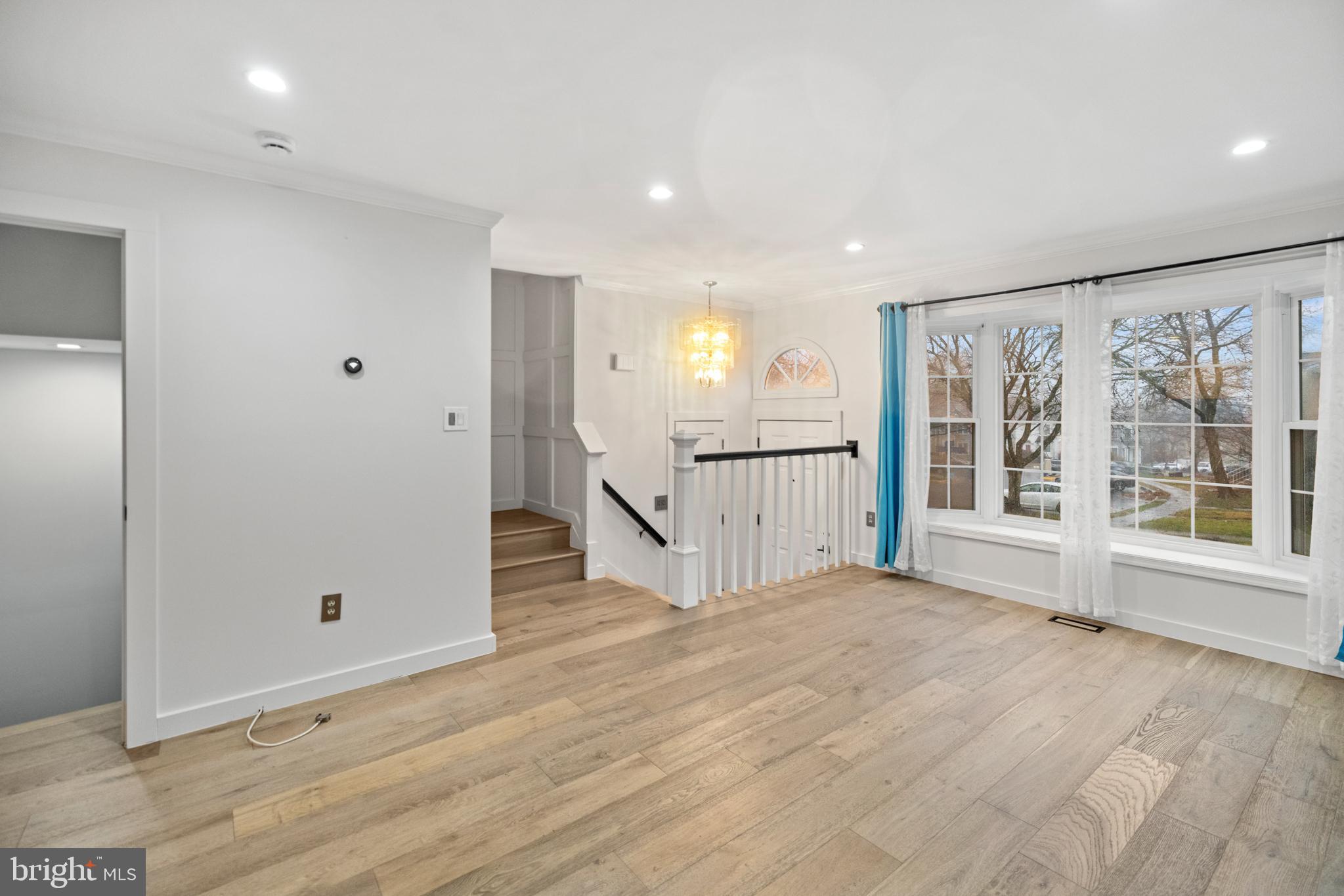 COMPTON VALLEY ESTATES - Residential Lease