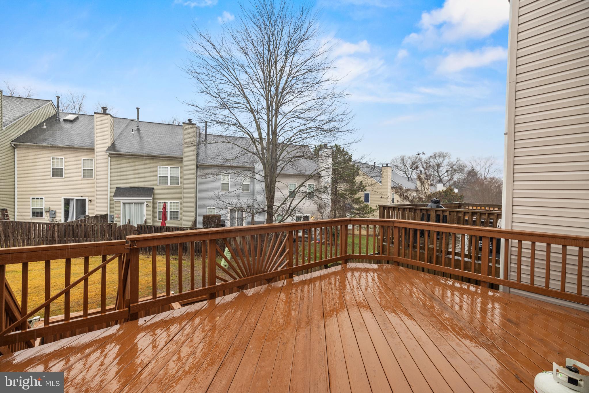 COMPTON VALLEY ESTATES - Residential Lease
