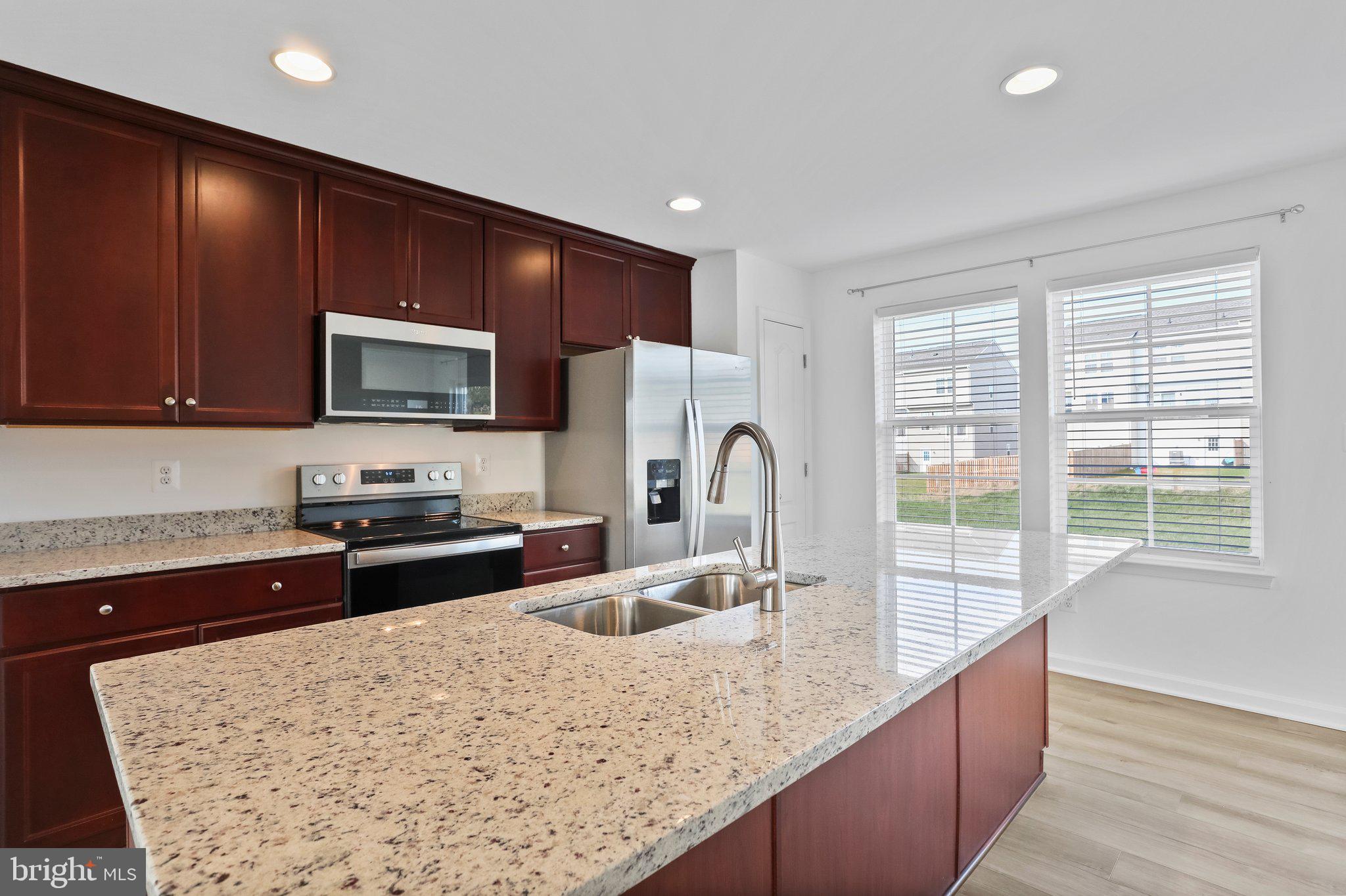 MCCAULEY CROSSING - Residential Lease