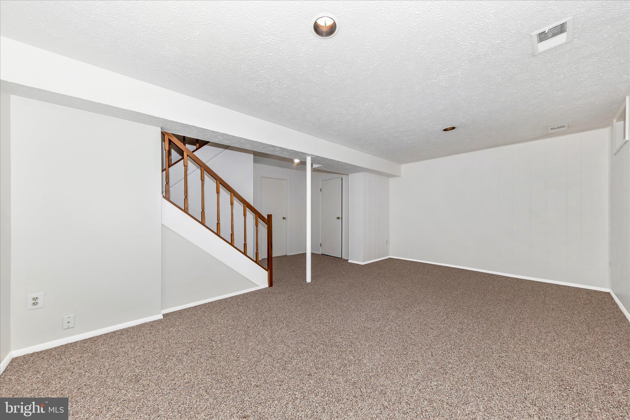 DAMASCUS MANOR - Residential