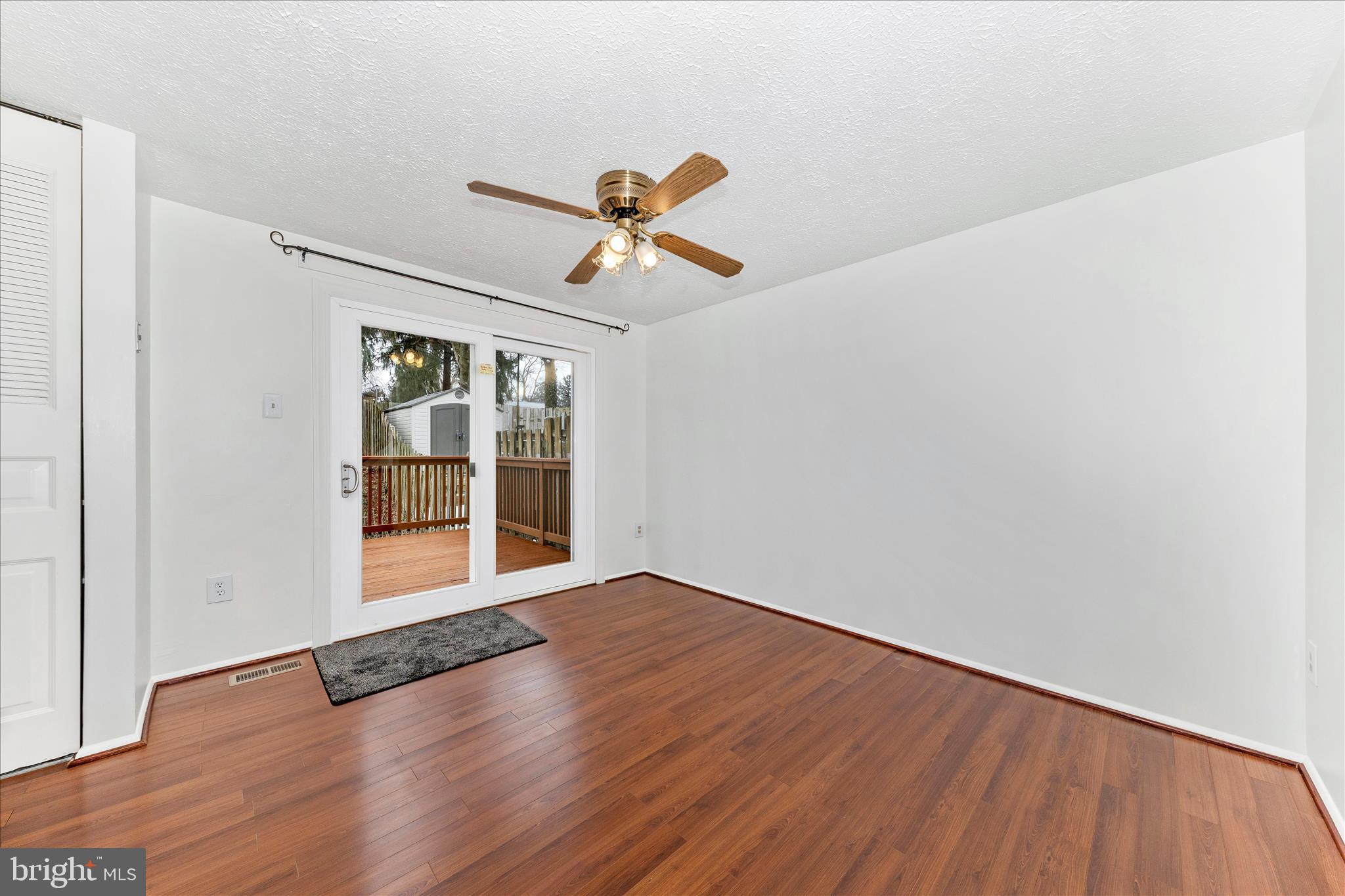 DAMASCUS MANOR - Residential