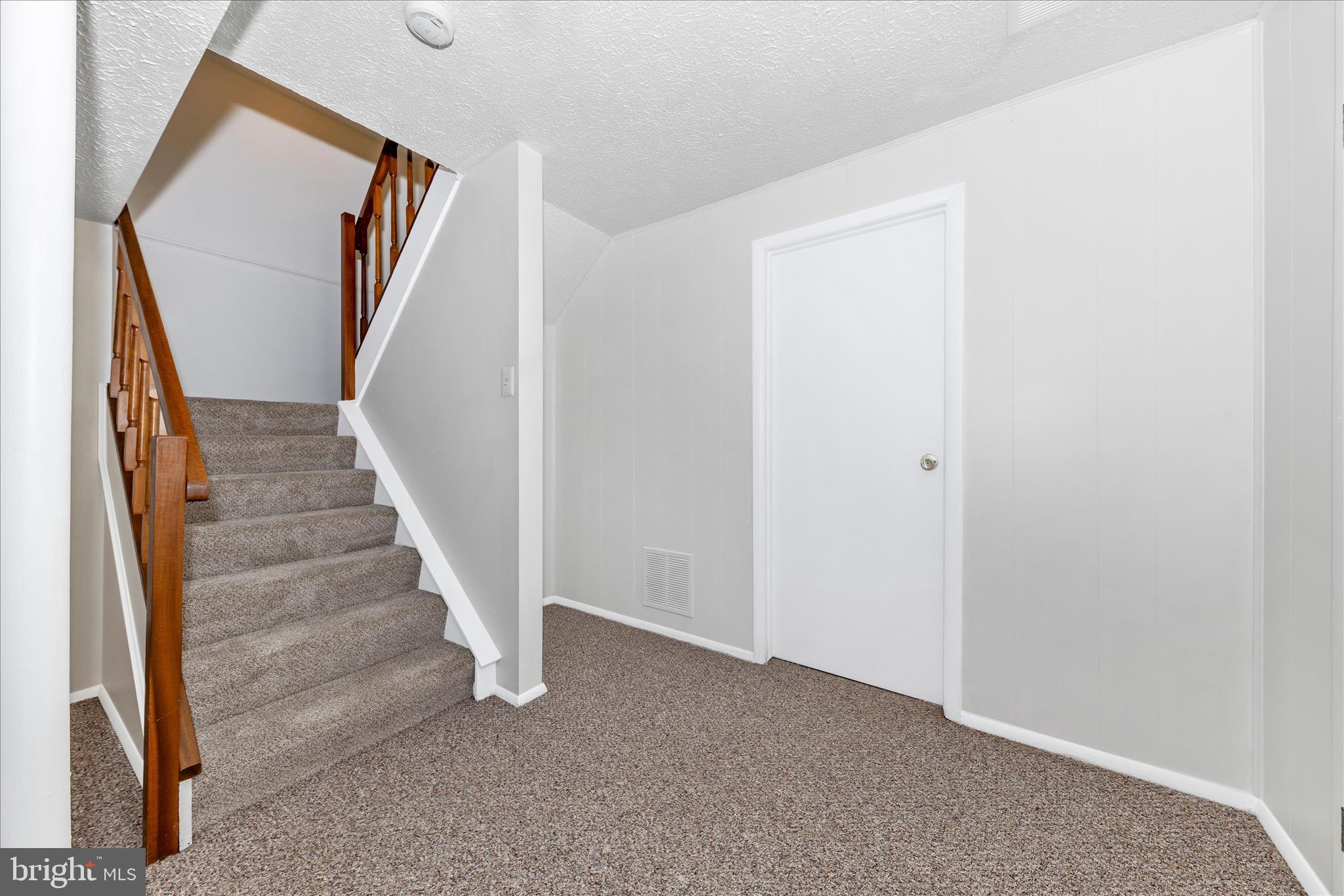 DAMASCUS MANOR - Residential