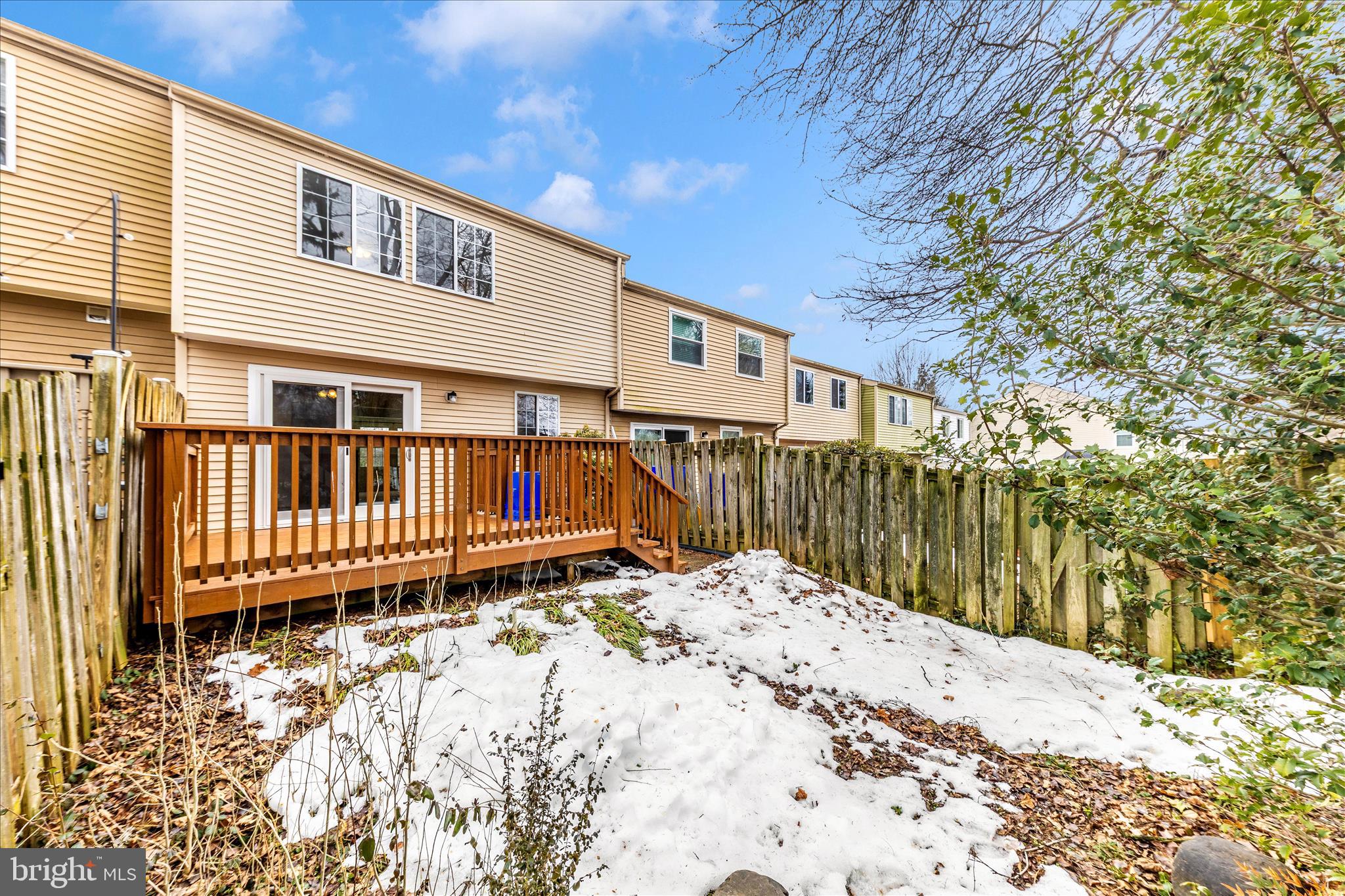 DAMASCUS MANOR - Residential