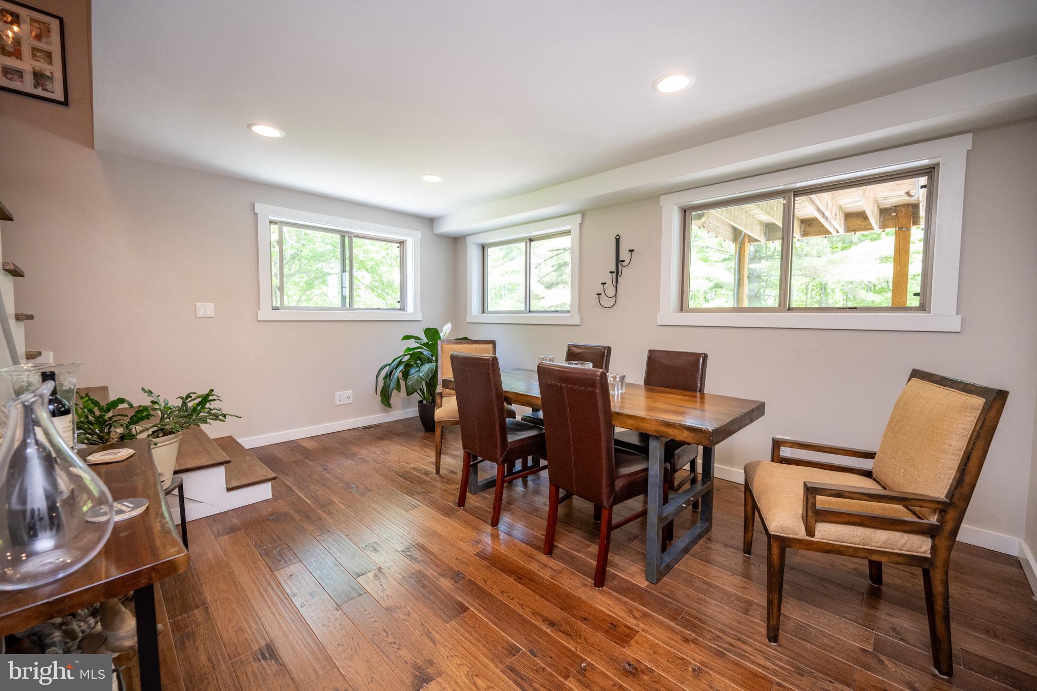 HOYES RUN - Residential