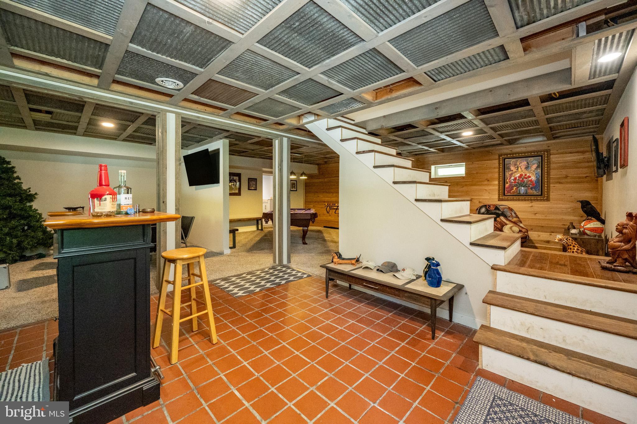 HOYES RUN - Residential