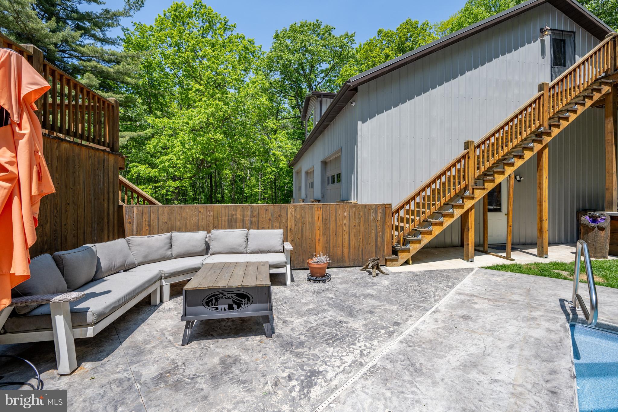 HOYES RUN - Residential