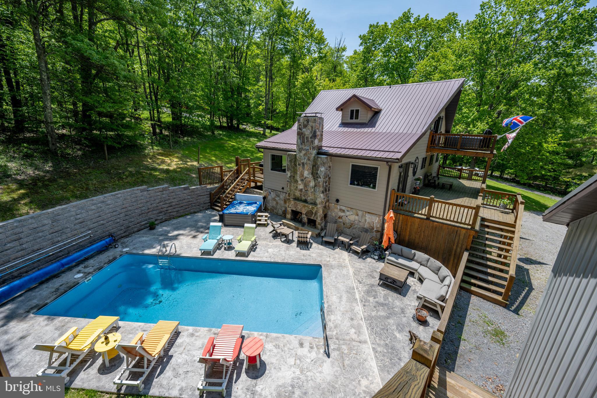 HOYES RUN - Residential