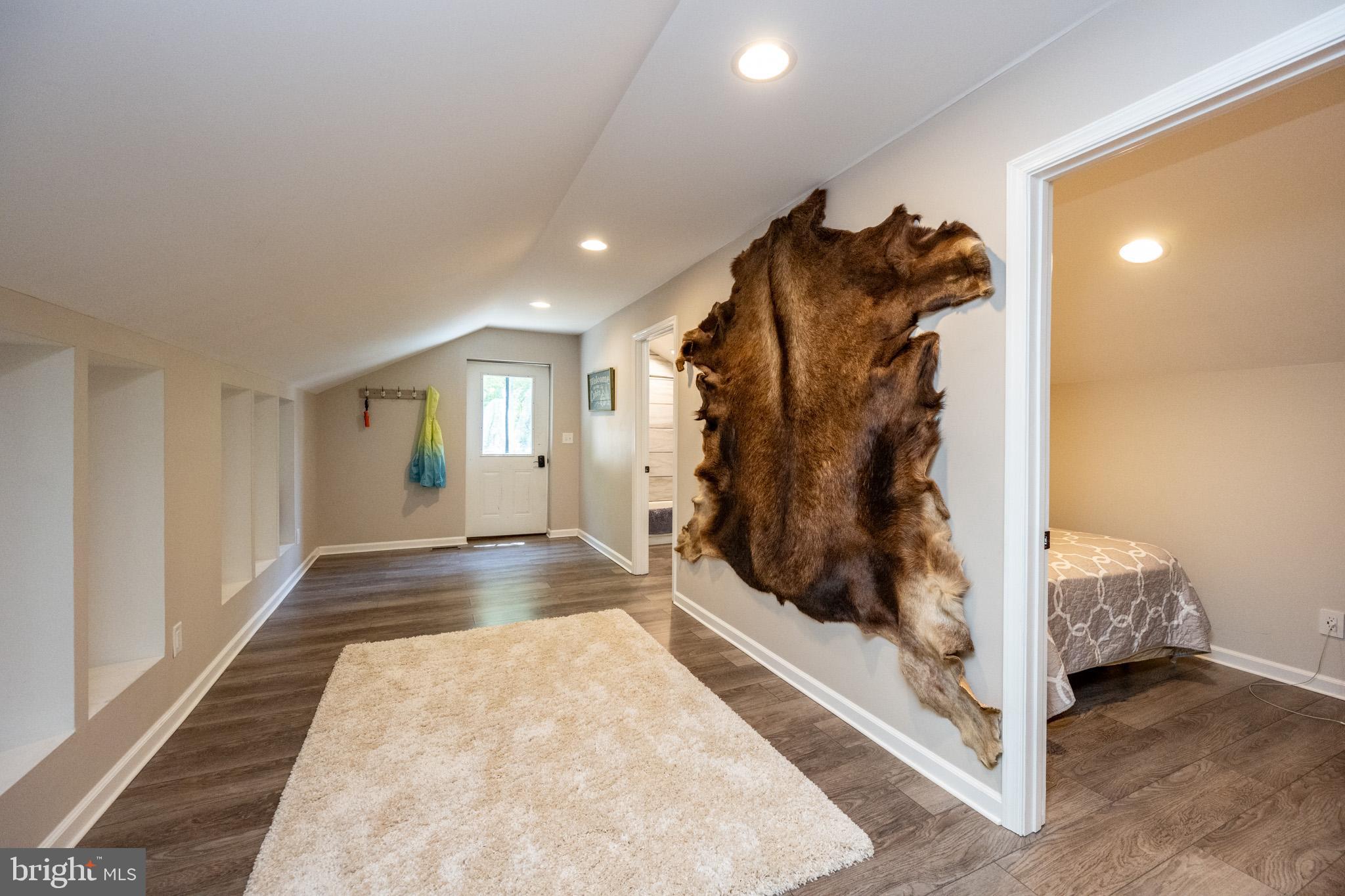 HOYES RUN - Residential