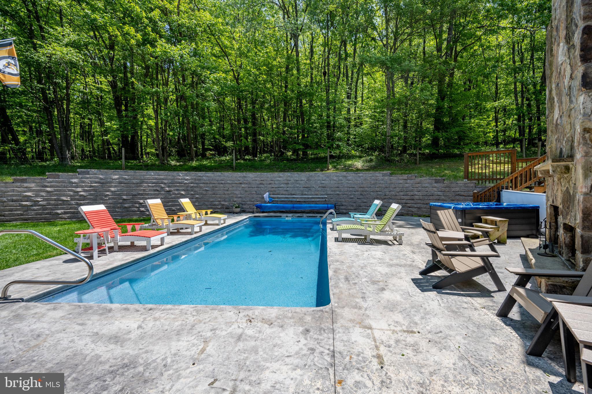 HOYES RUN - Residential