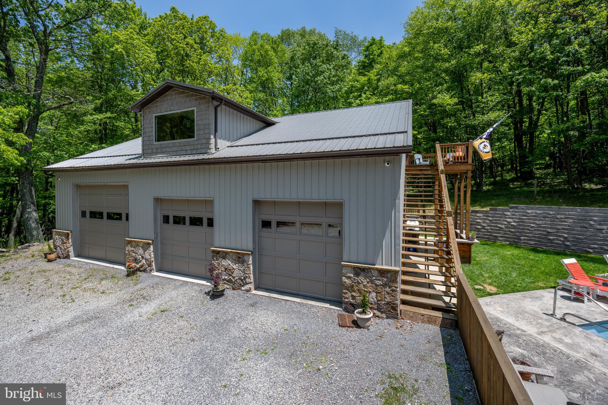 HOYES RUN - Residential