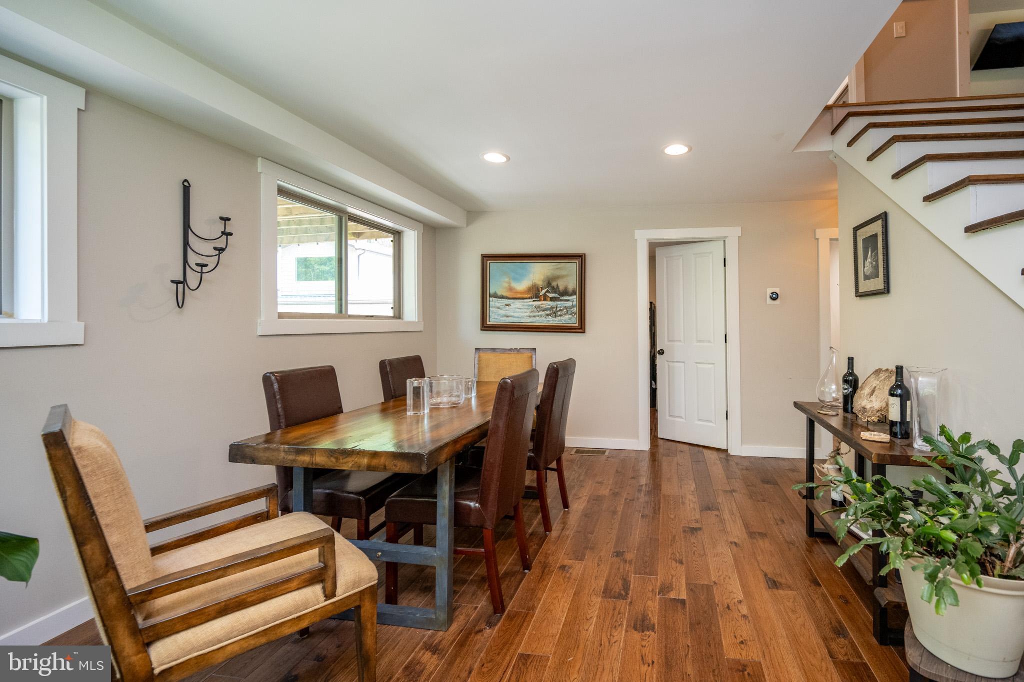 HOYES RUN - Residential