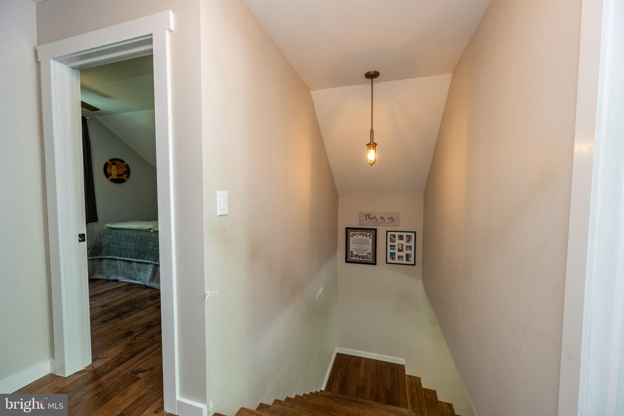 HOYES RUN - Residential