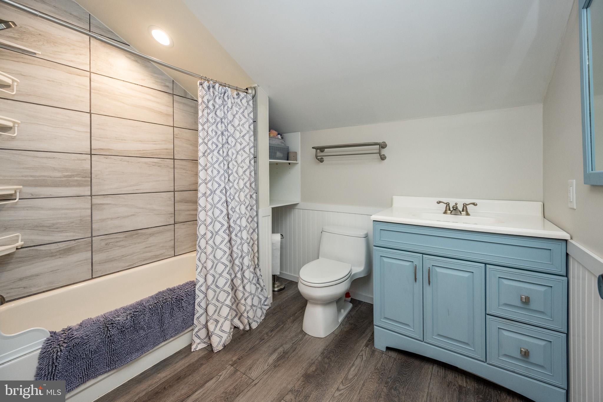 HOYES RUN - Residential