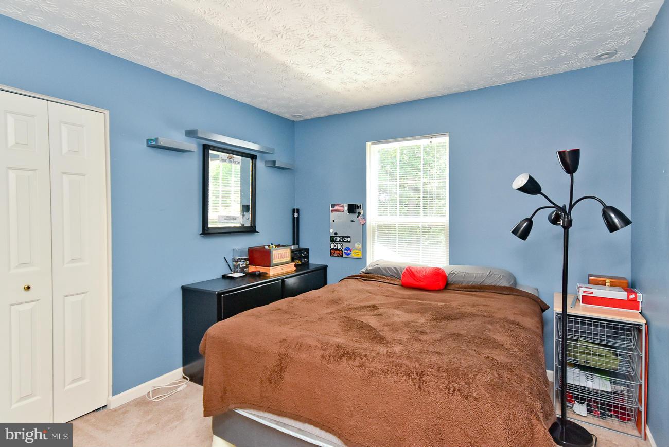 PINEY ORCHARD - Residential