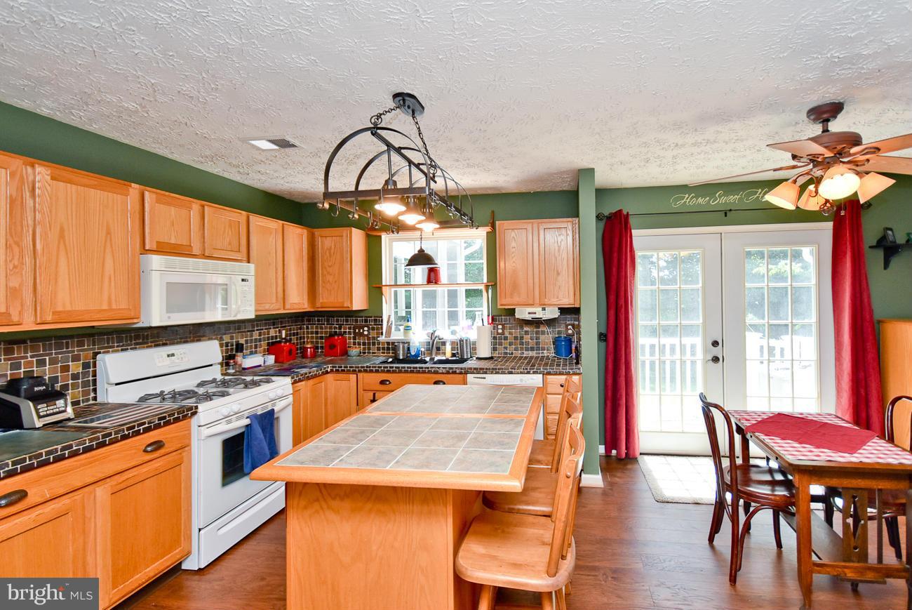 PINEY ORCHARD - Residential