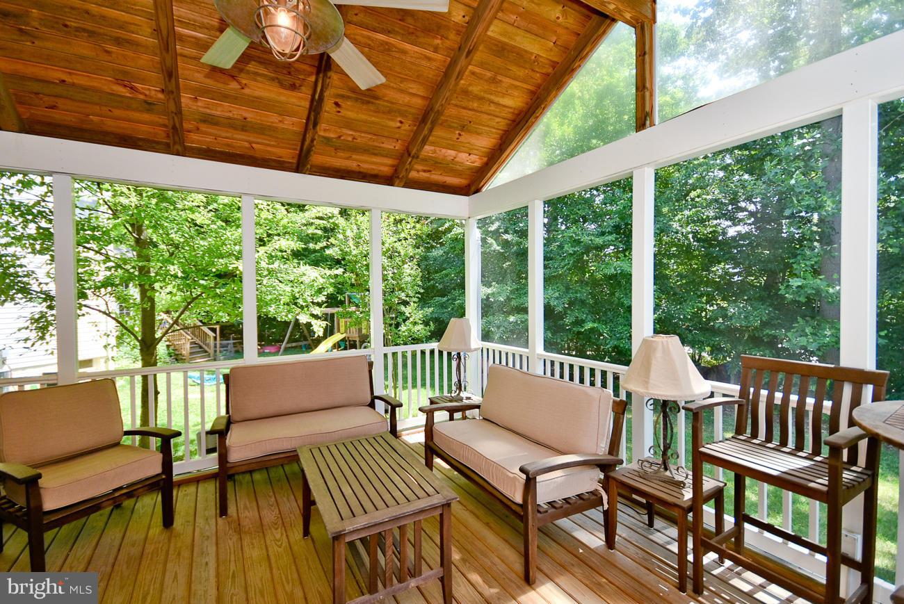 PINEY ORCHARD - Residential