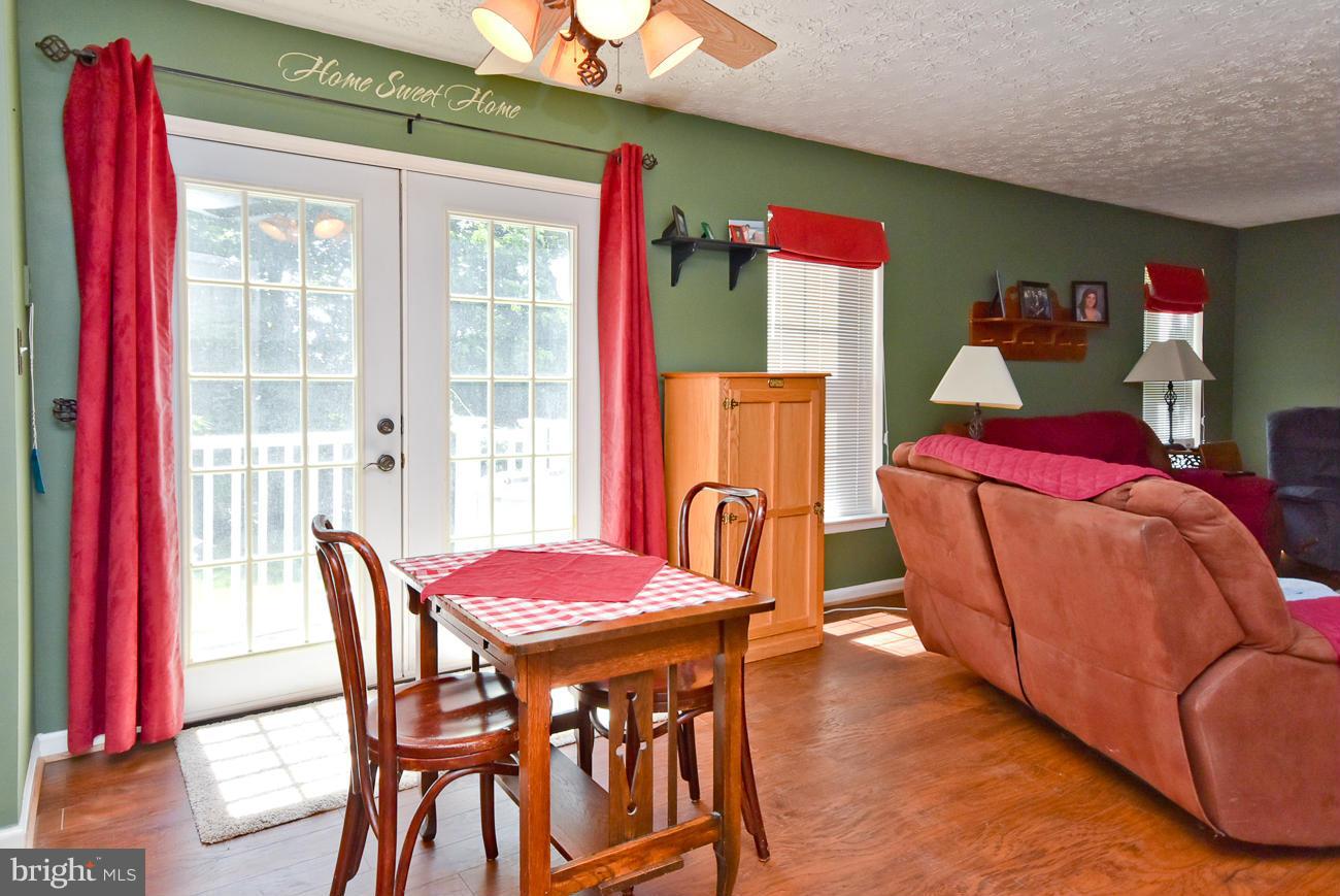 PINEY ORCHARD - Residential