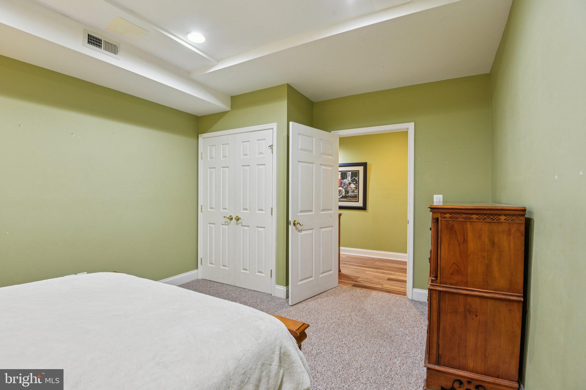 MOORES MEADOWS - Residential