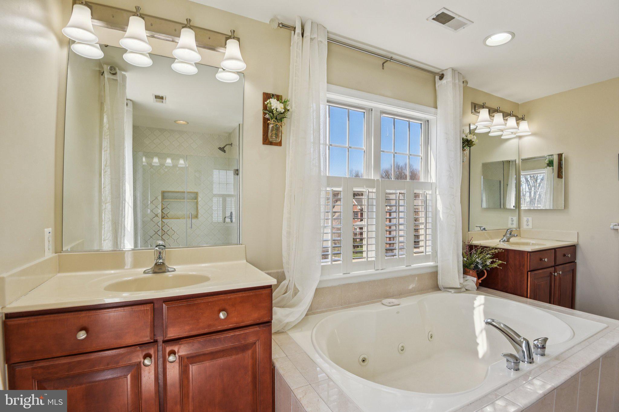 MOORES MEADOWS - Residential