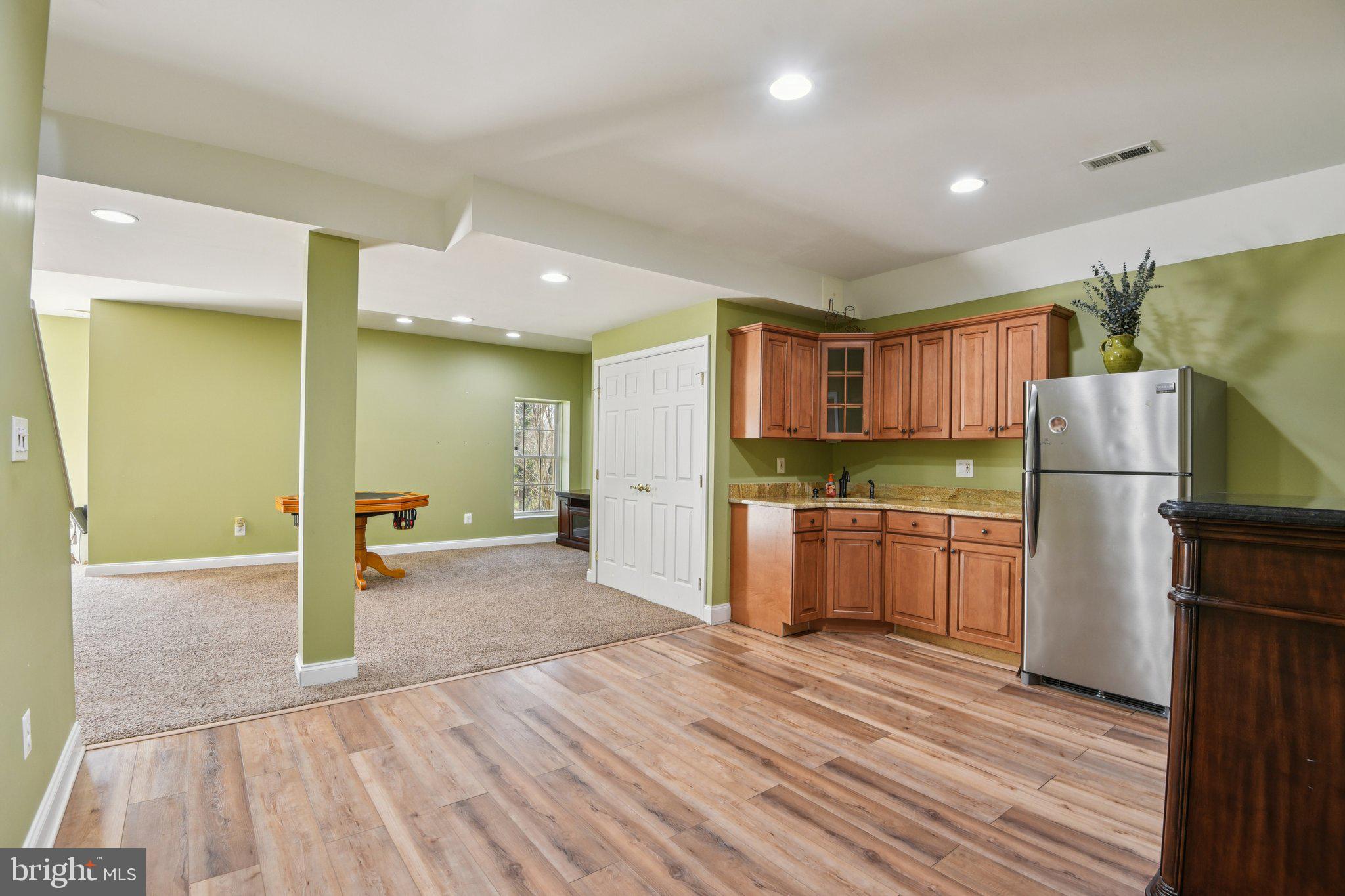 MOORES MEADOWS - Residential