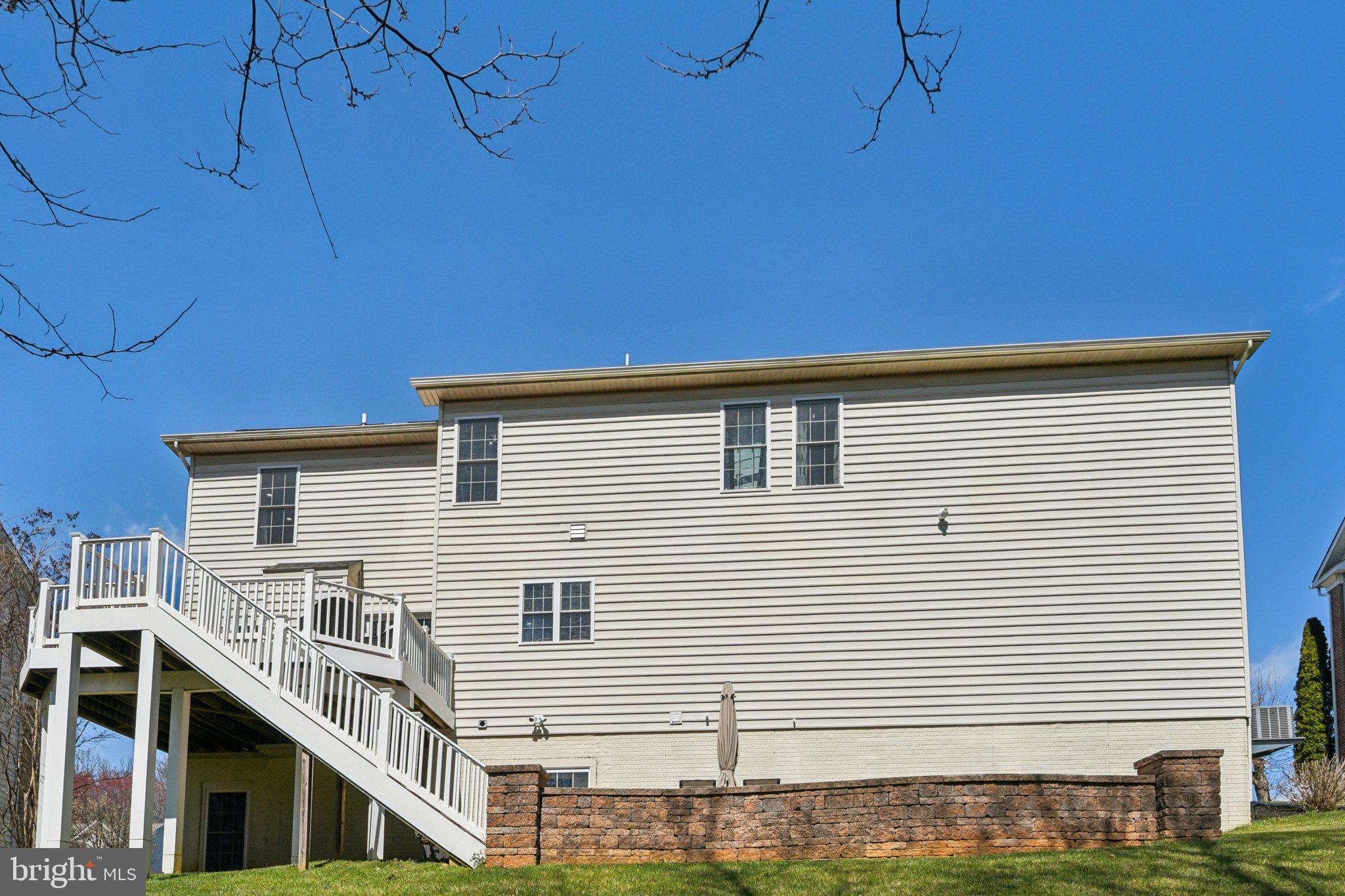 MOORES MEADOWS - Residential