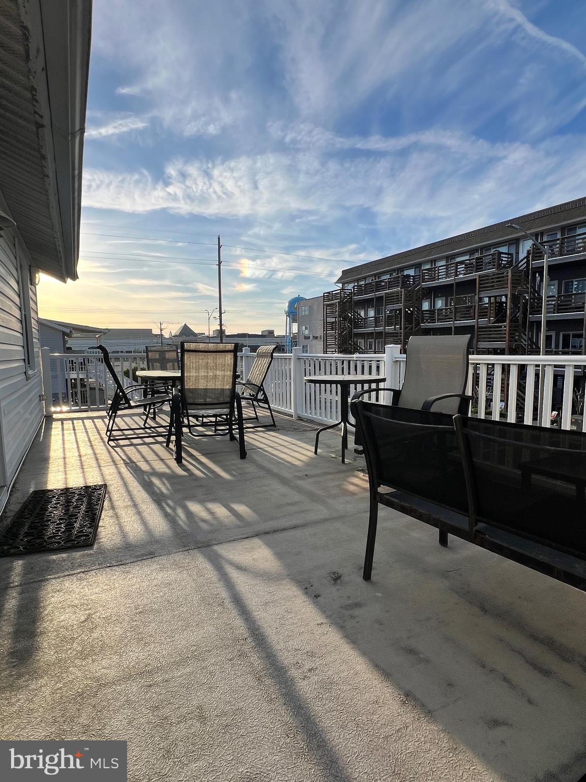 11 40TH STREET 2