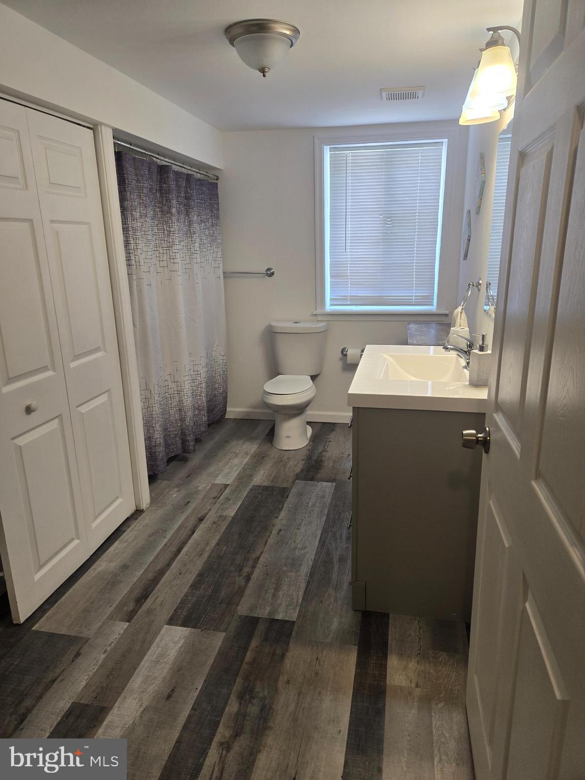 LAWRENCE PARK - Residential