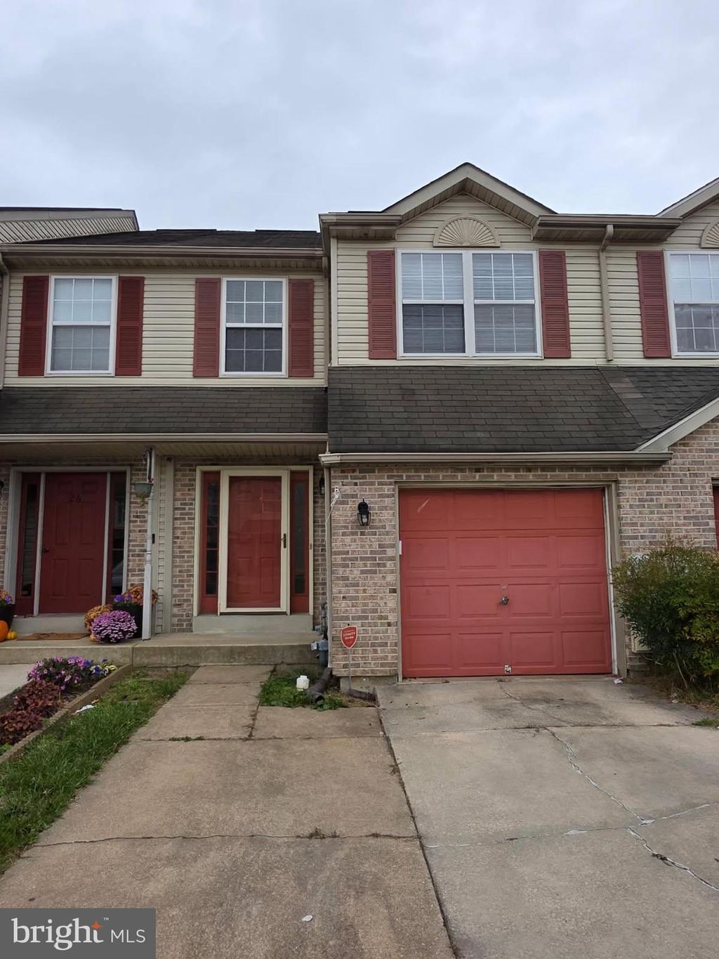 Photo of 24 Woodcrest Court, NEWARK, DE 19702 (MLS # DENC2092336)