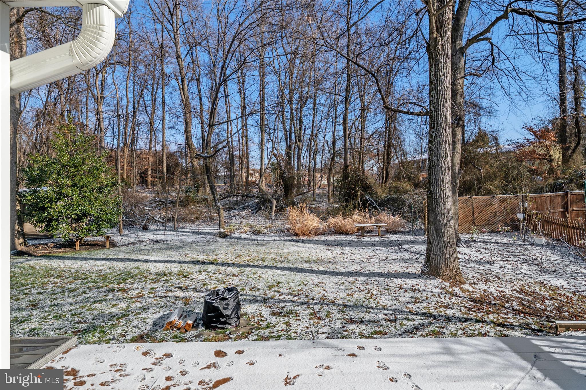 SEVEN OAKS - Residential