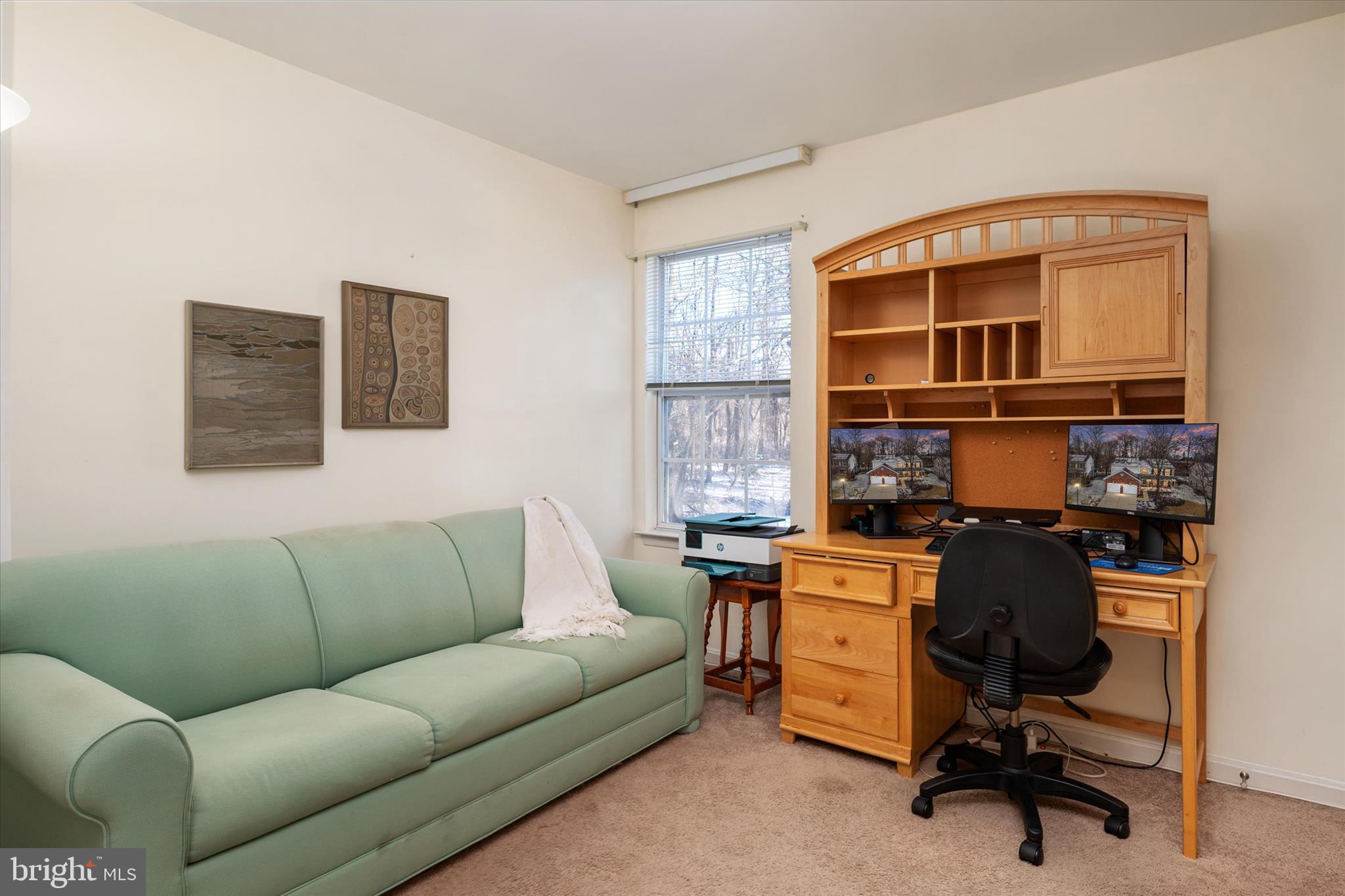 SEVEN OAKS - Residential