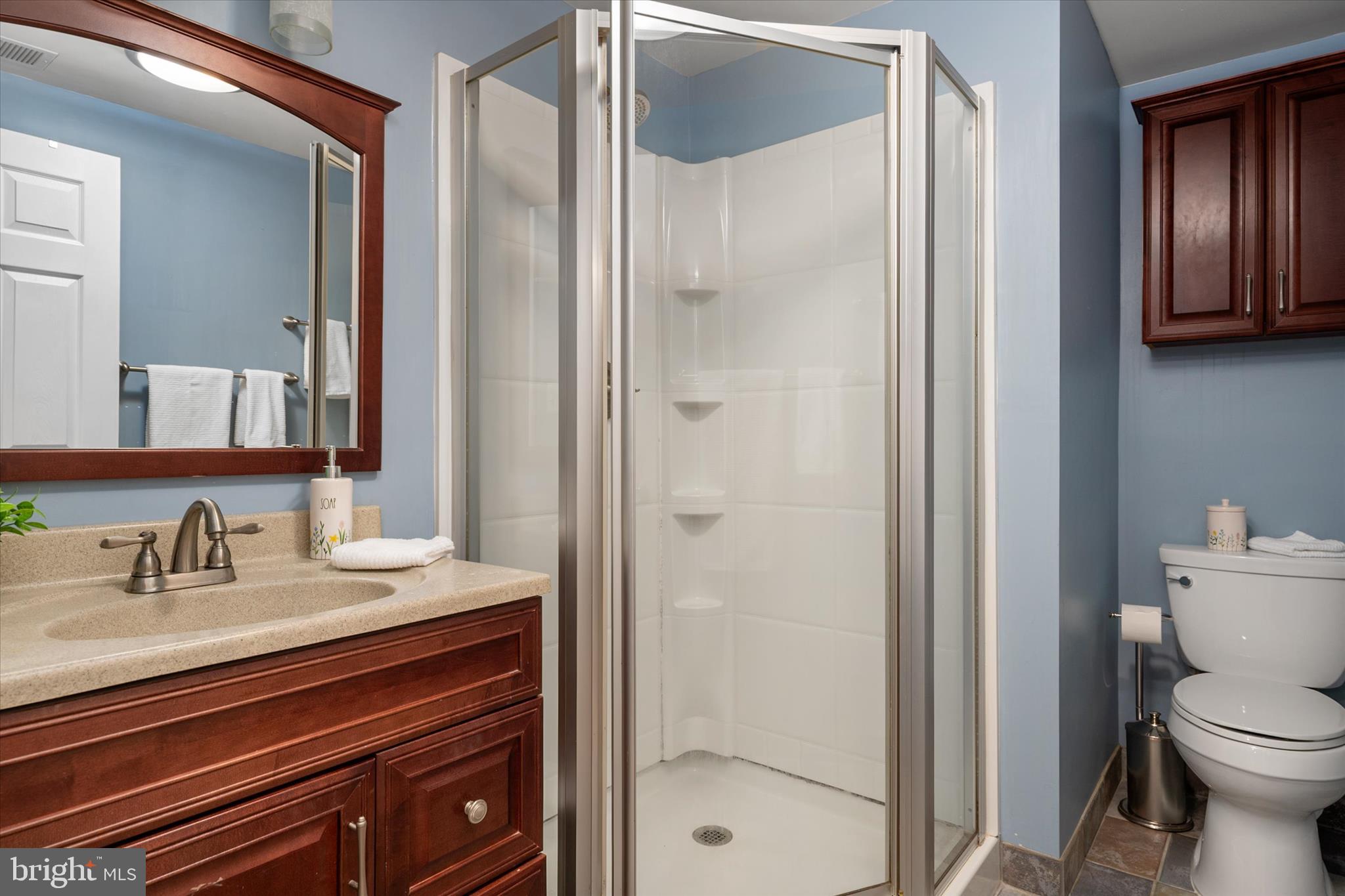 SEVEN OAKS - Residential