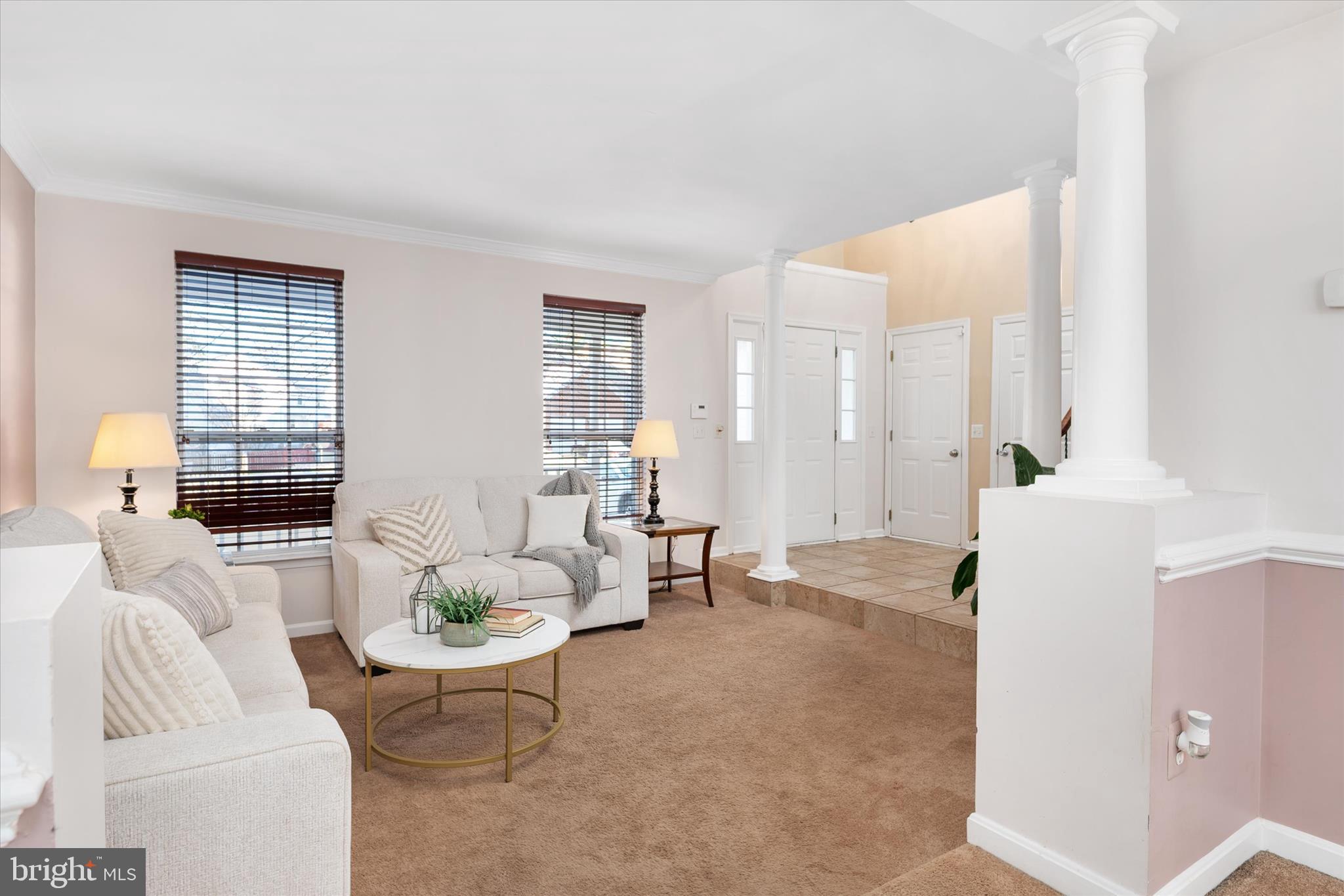 SEVEN OAKS - Residential