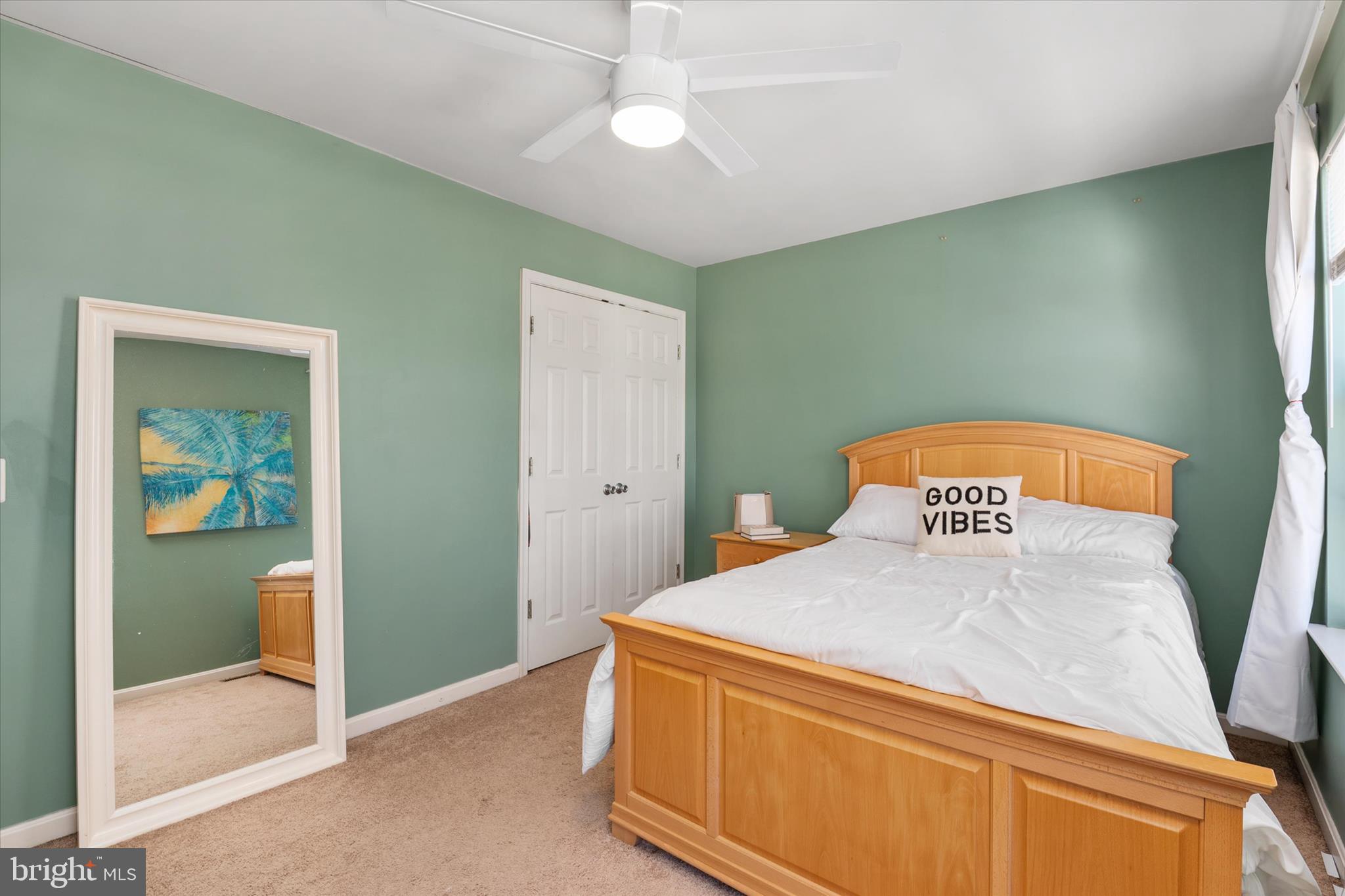 SEVEN OAKS - Residential