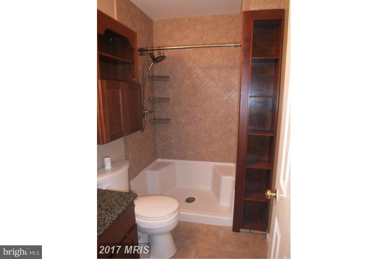 LAKE RIDGE - ANTIETAM - Residential Lease