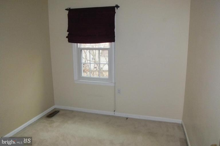 LAKE RIDGE - ANTIETAM - Residential Lease