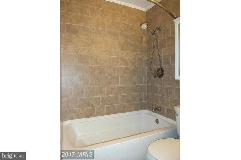 LAKE RIDGE - ANTIETAM - Residential Lease