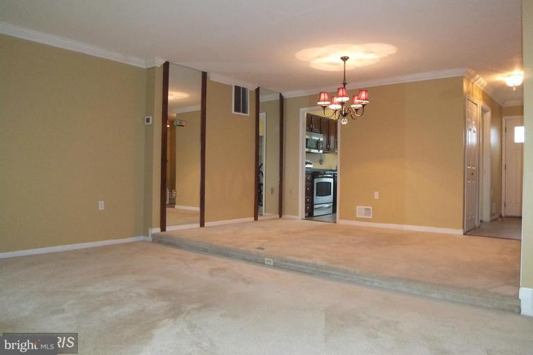 LAKE RIDGE - ANTIETAM - Residential Lease