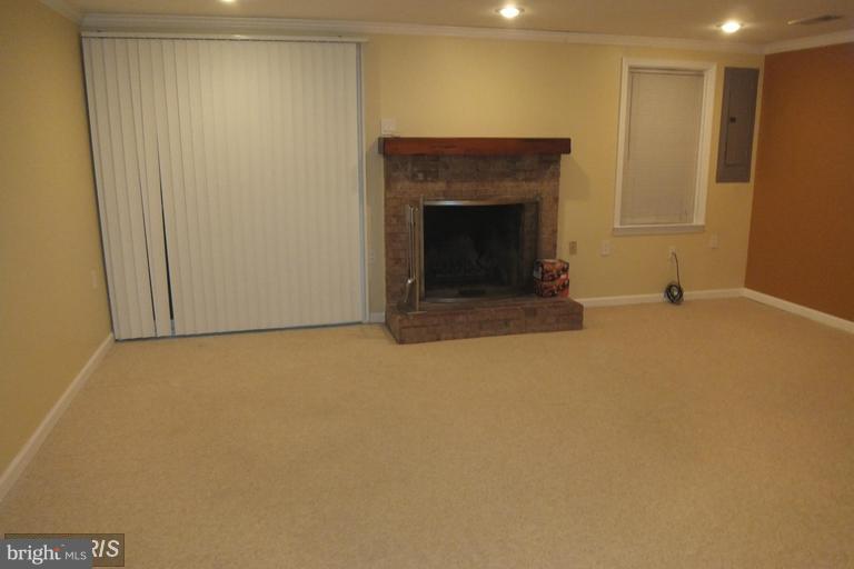 LAKE RIDGE - ANTIETAM - Residential Lease