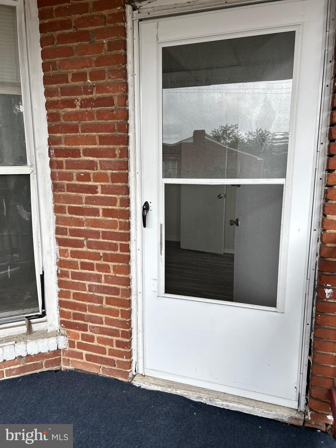 ARLINGTON - Residential Lease