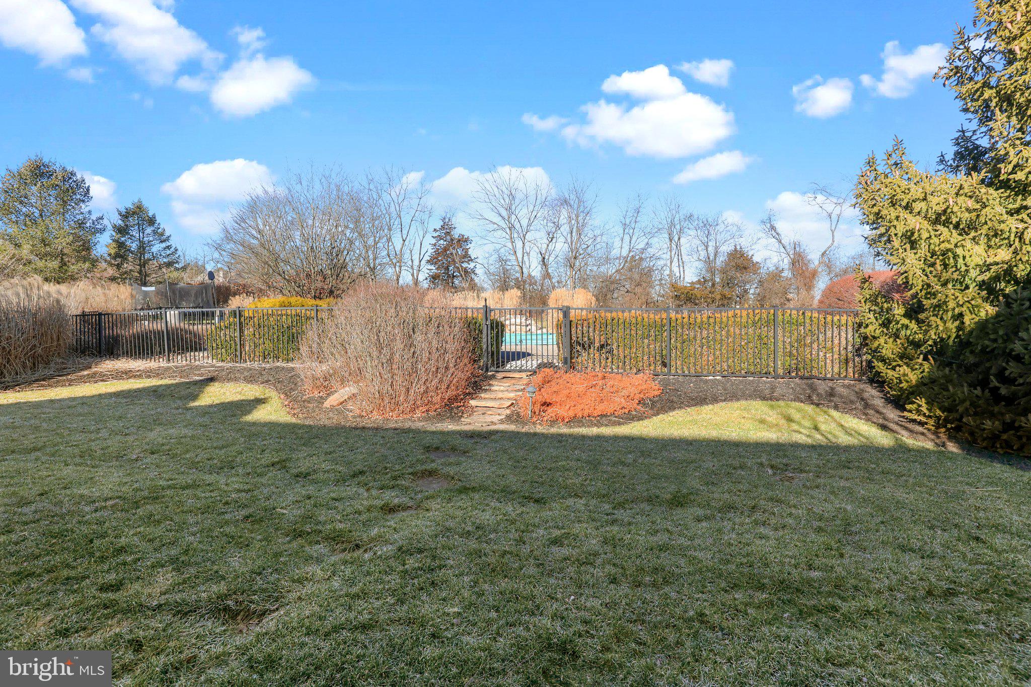 FAWN CREEK - Residential