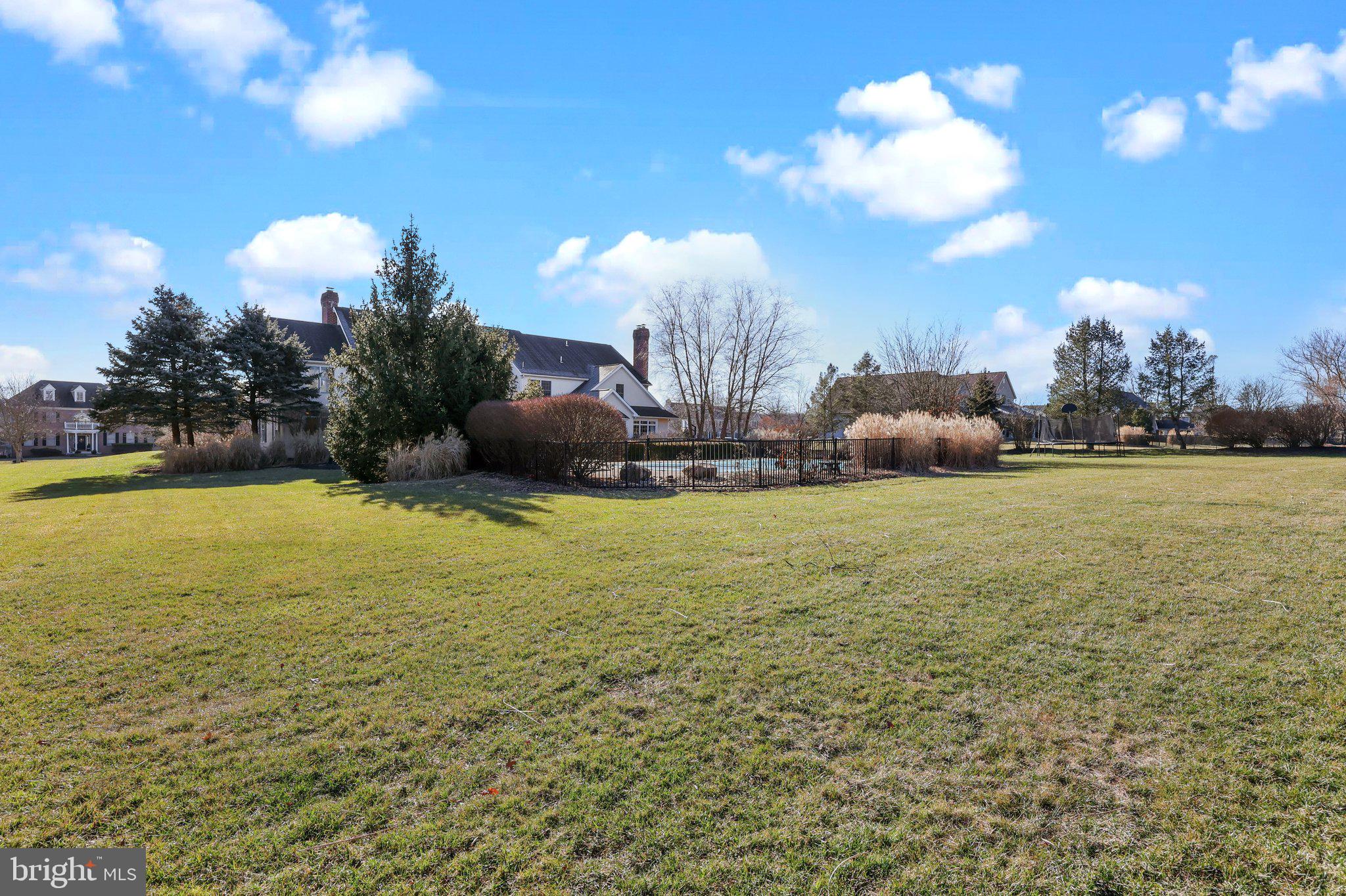 FAWN CREEK - Residential