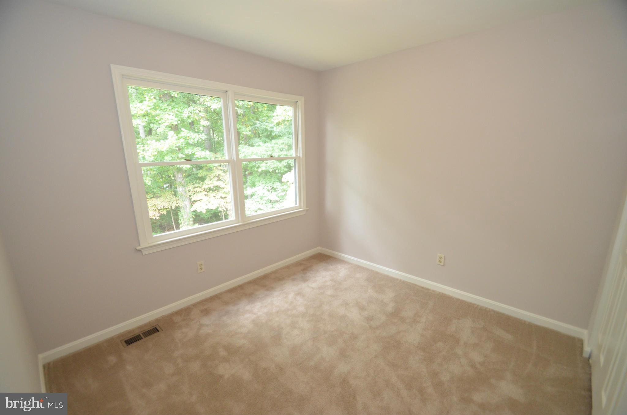 MC HENRY HEIGHTS - Residential Lease