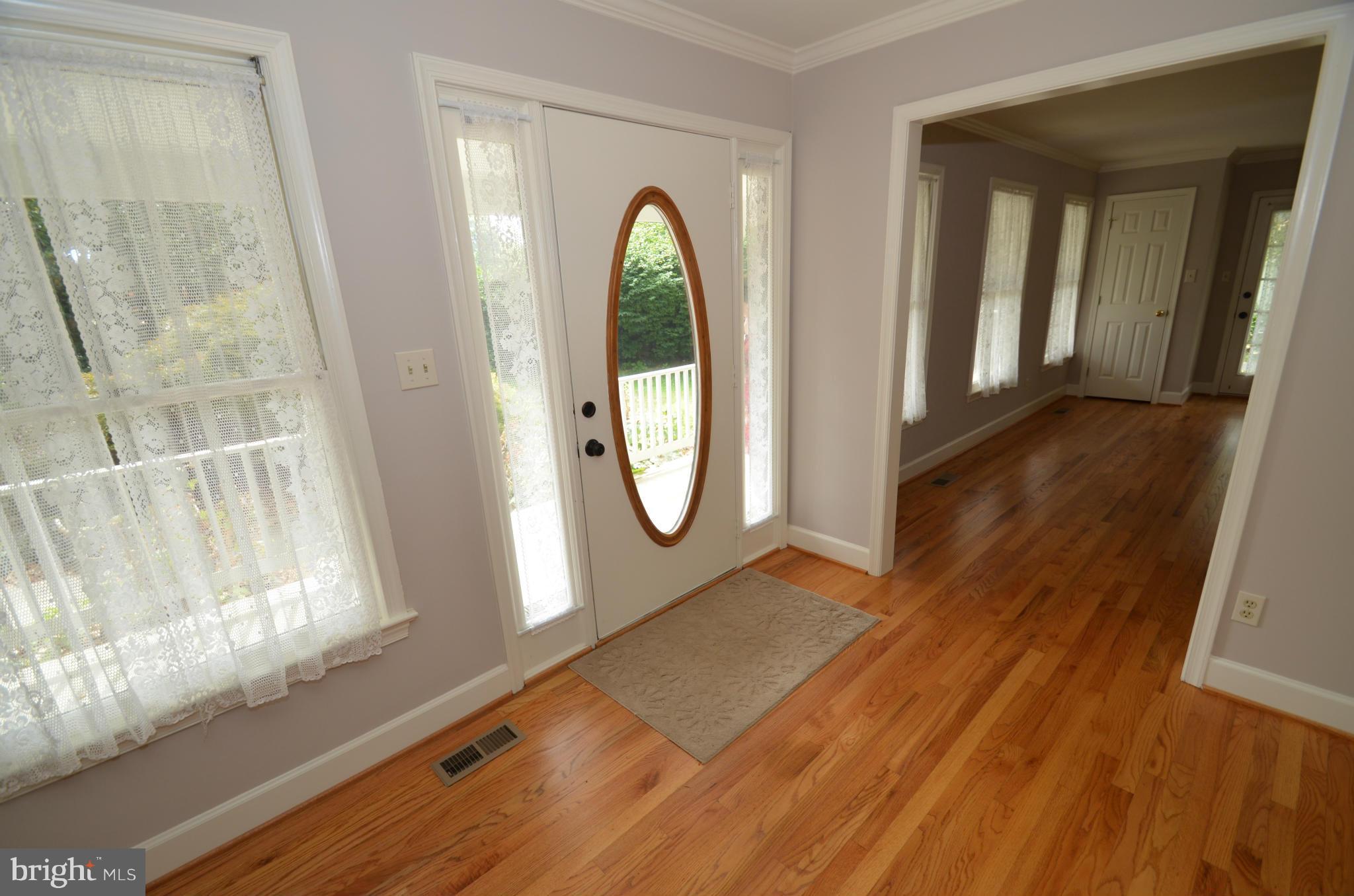 MC HENRY HEIGHTS - Residential Lease