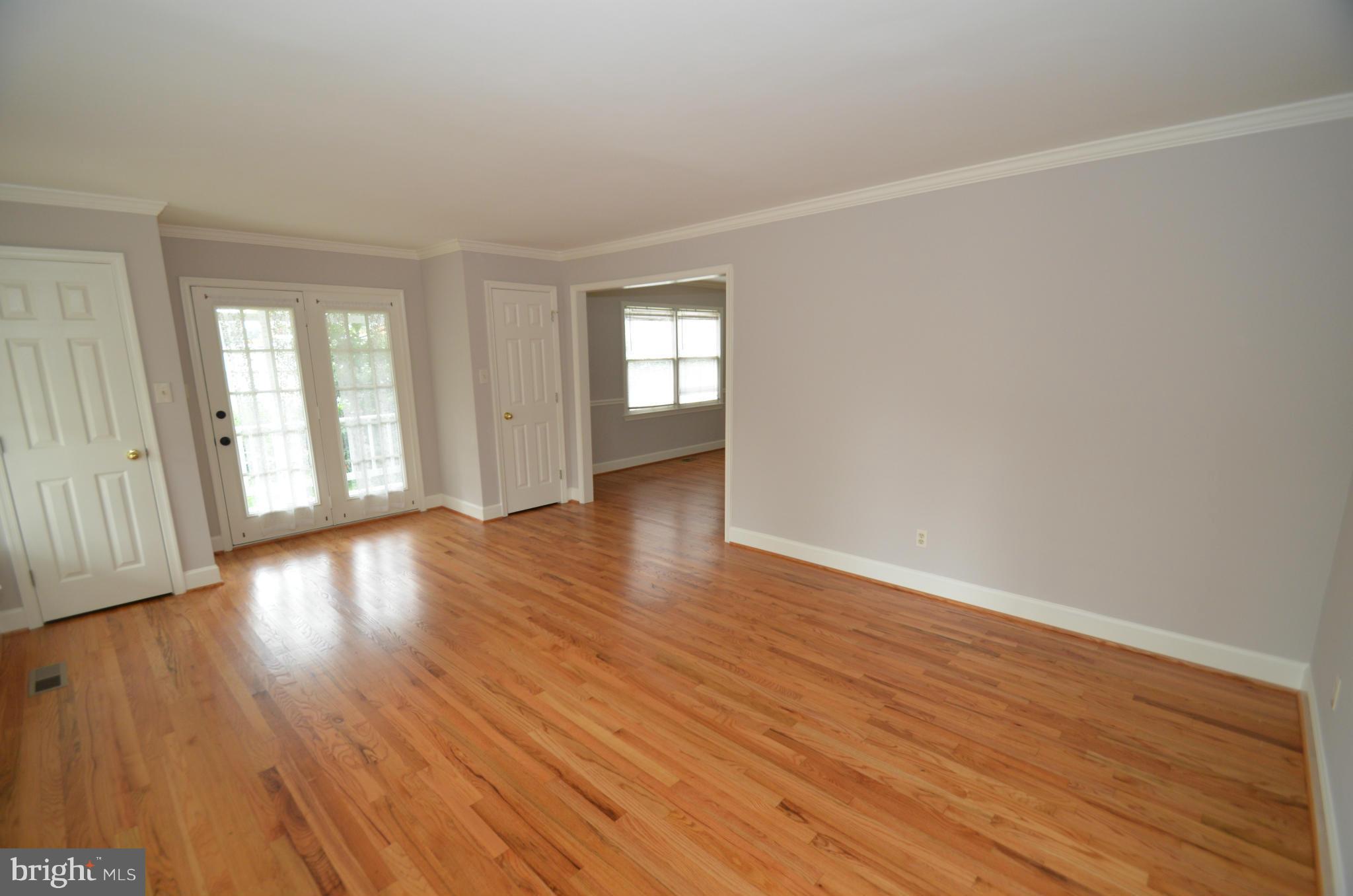 MC HENRY HEIGHTS - Residential Lease