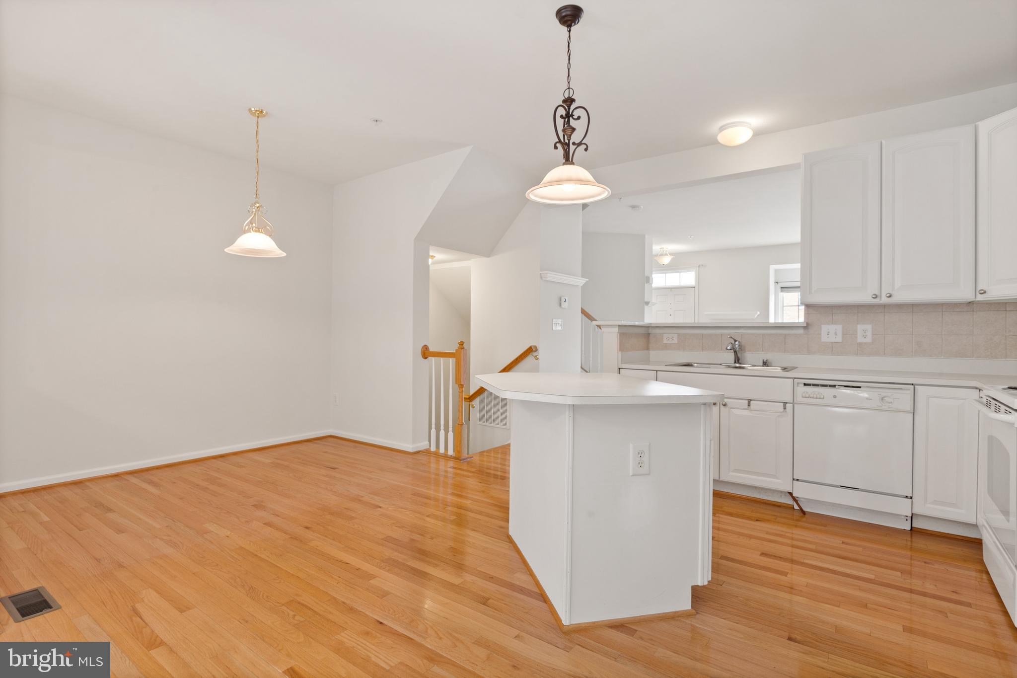 HAVRE DE HILLS - Residential Lease