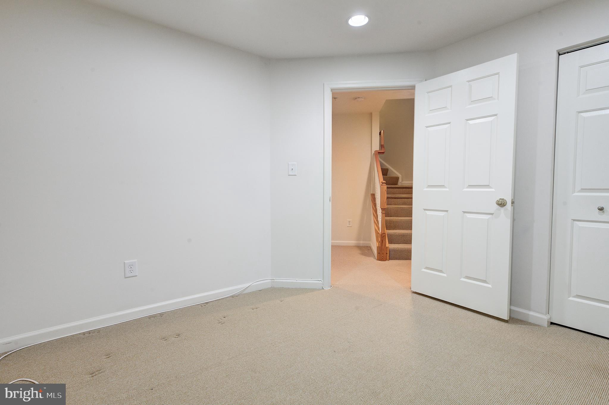 HAVRE DE HILLS - Residential Lease