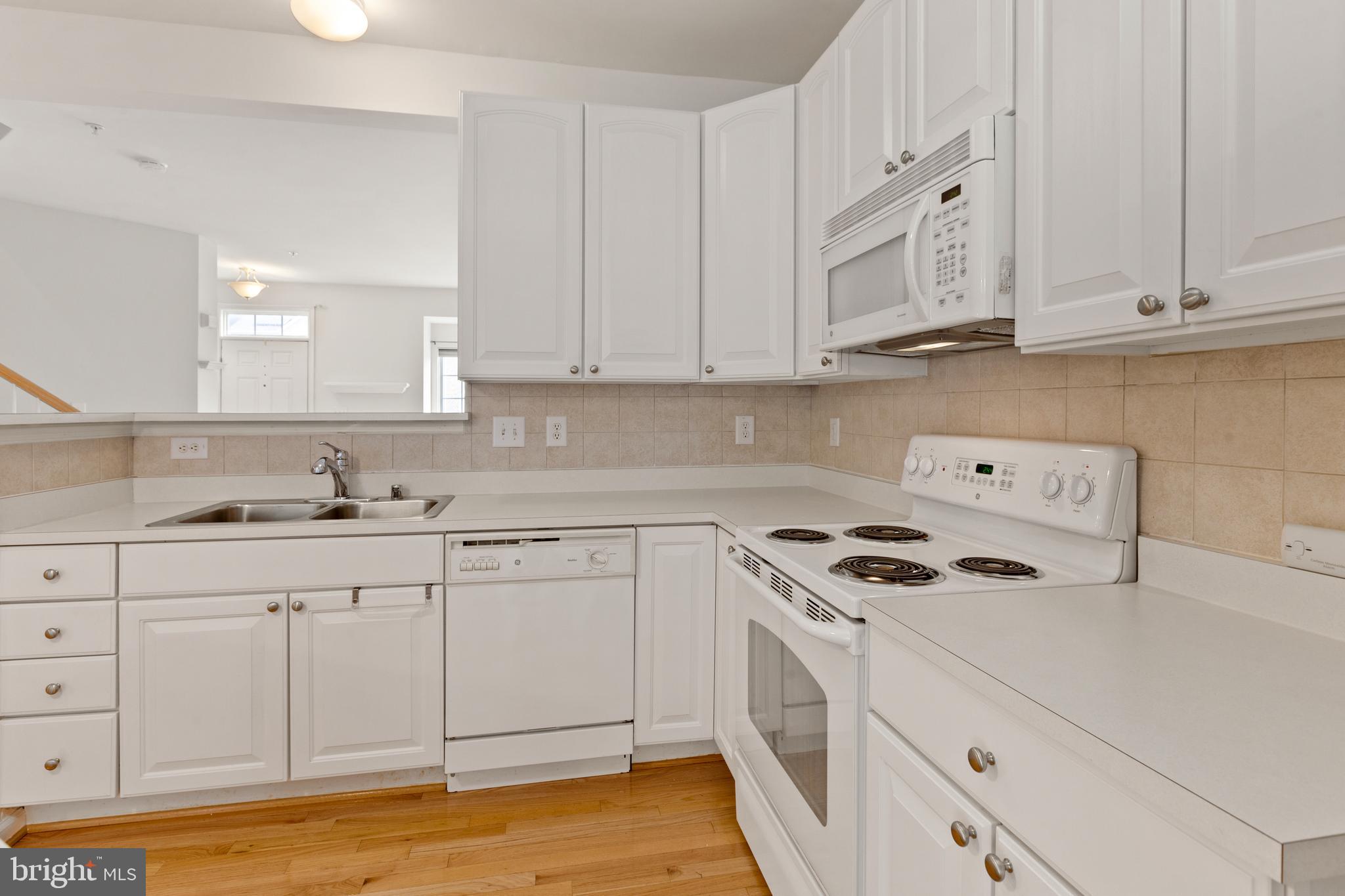 HAVRE DE HILLS - Residential Lease