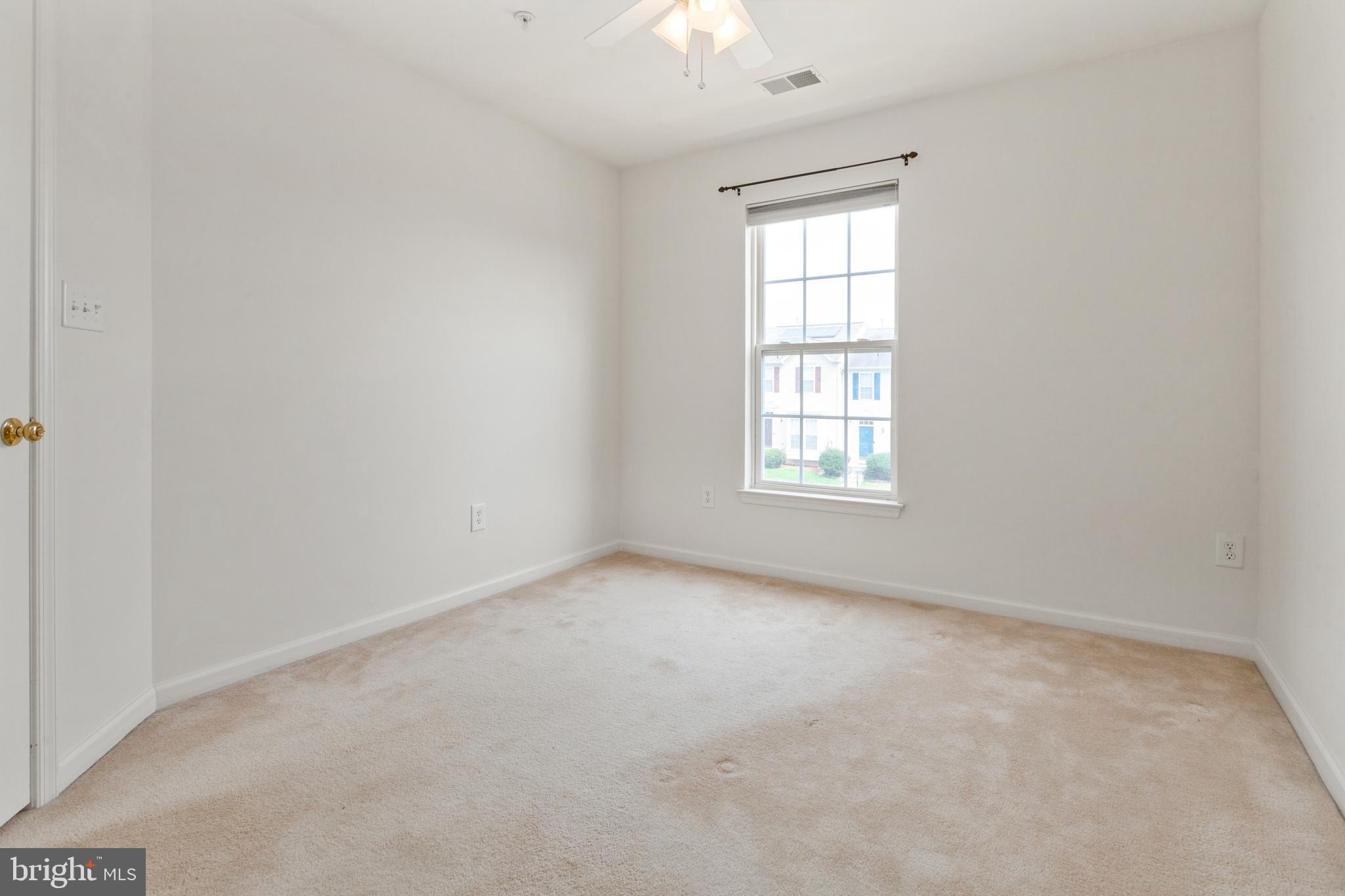 HAVRE DE HILLS - Residential Lease